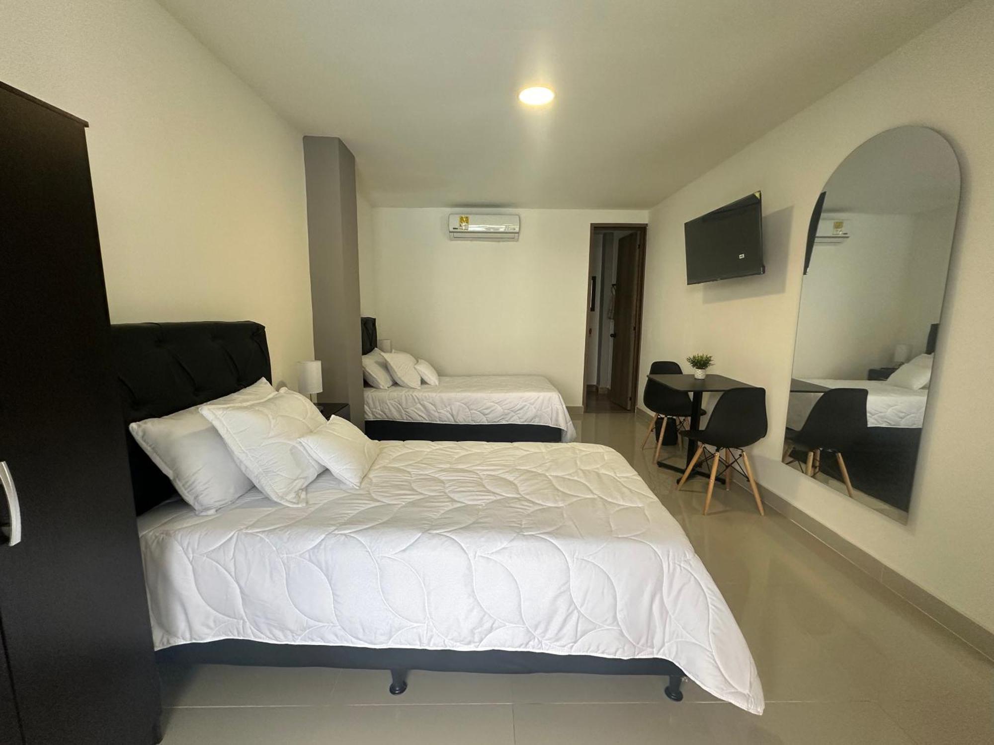 Hotel Boutique Ciudad Jardin Cali Esterno foto
